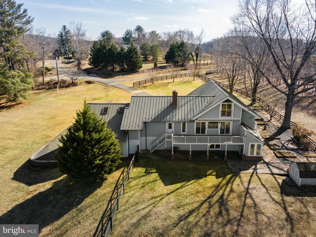 7507 LEIGH ROAD
