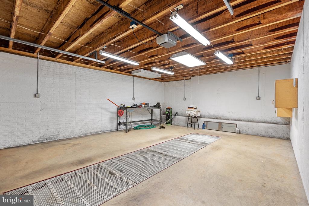 7507 LEIGH ROAD