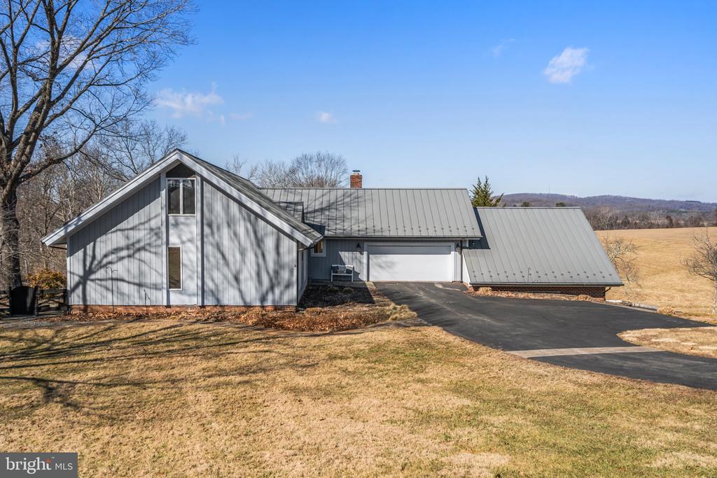 7507 LEIGH ROAD