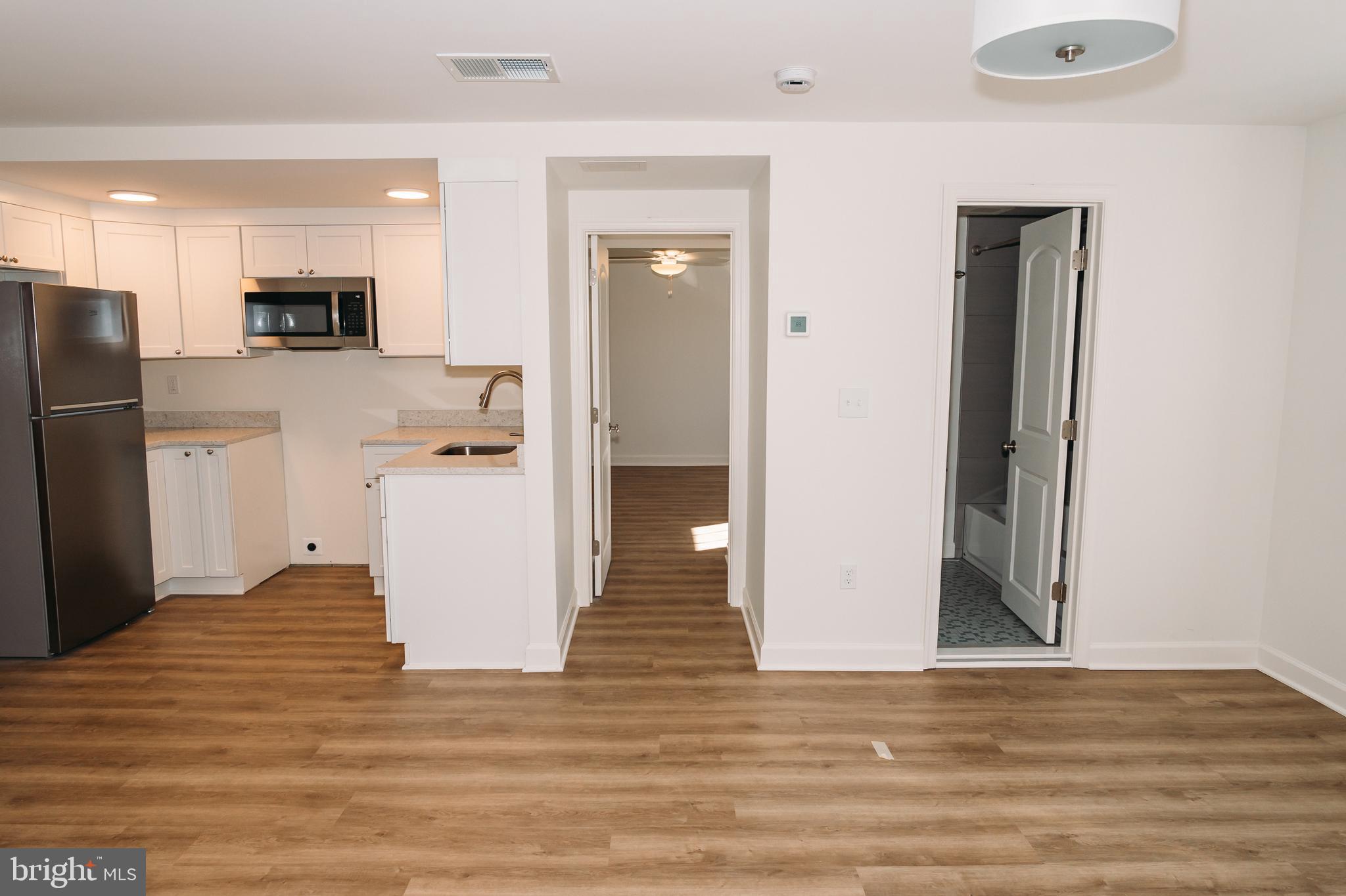 380 BROADVIEW AVE #APT 5