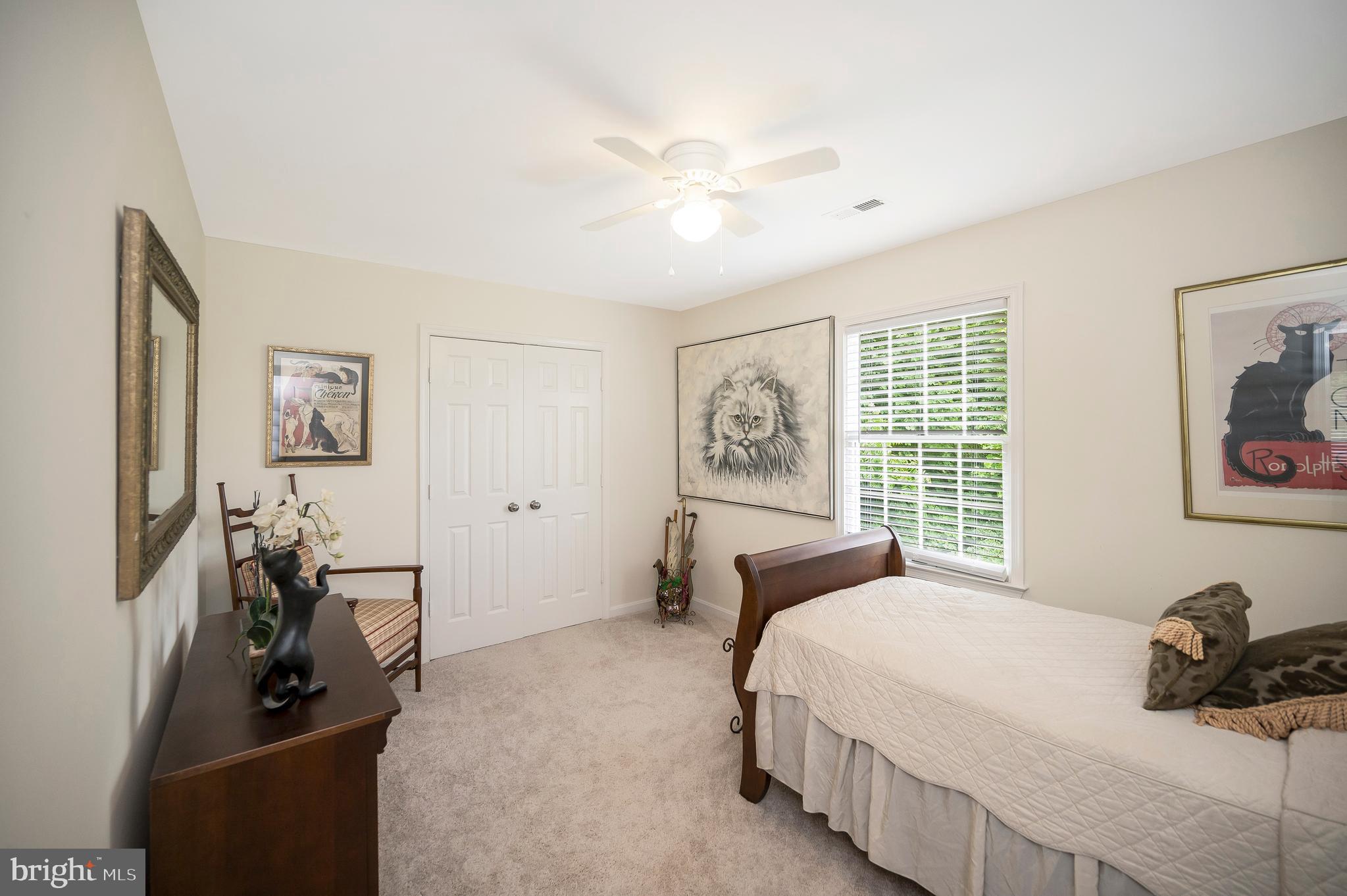 7267 Ridgedale Dr