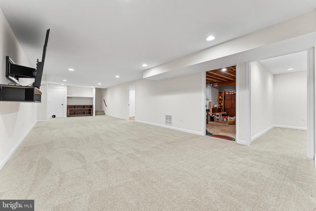 6589 GRAYS MILL ROAD