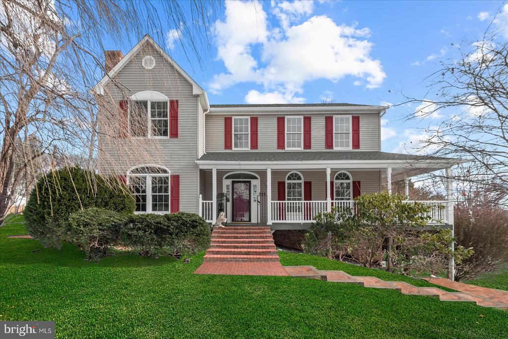 697 Federal St