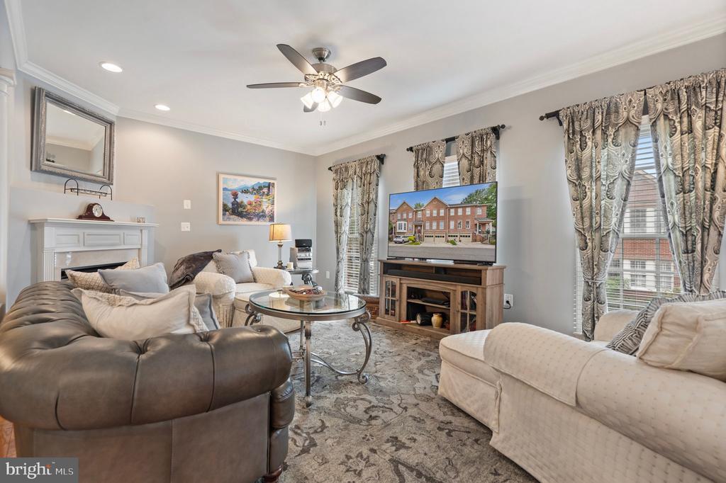 162 MOSBY CIRCLE