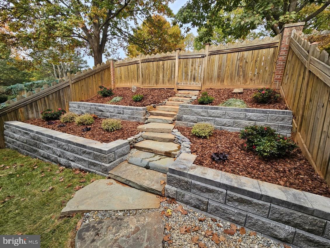 162 MOSBY CIRCLE
