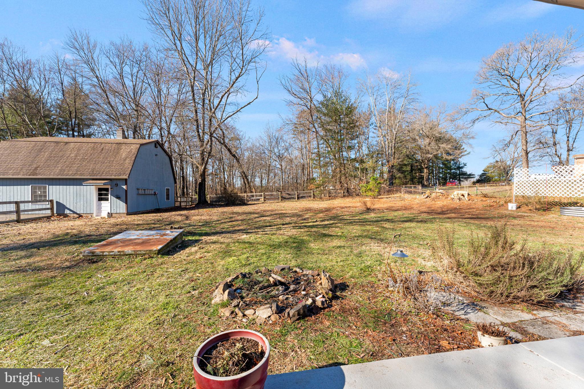 9576 MEETZE ROAD