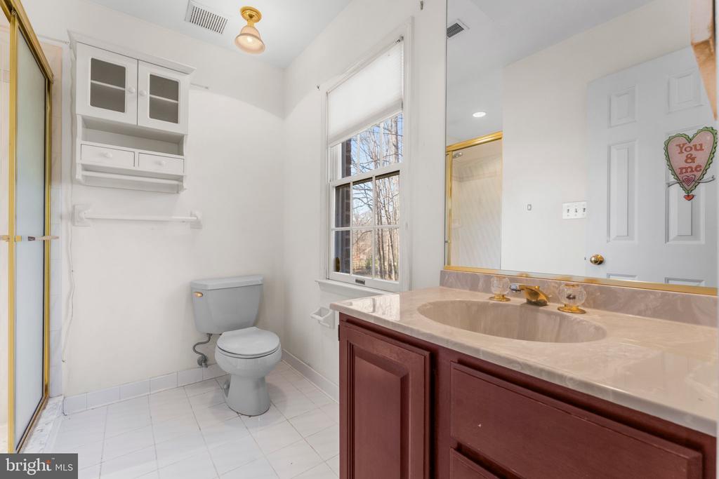 6586 CHESAPEAKE PLACE