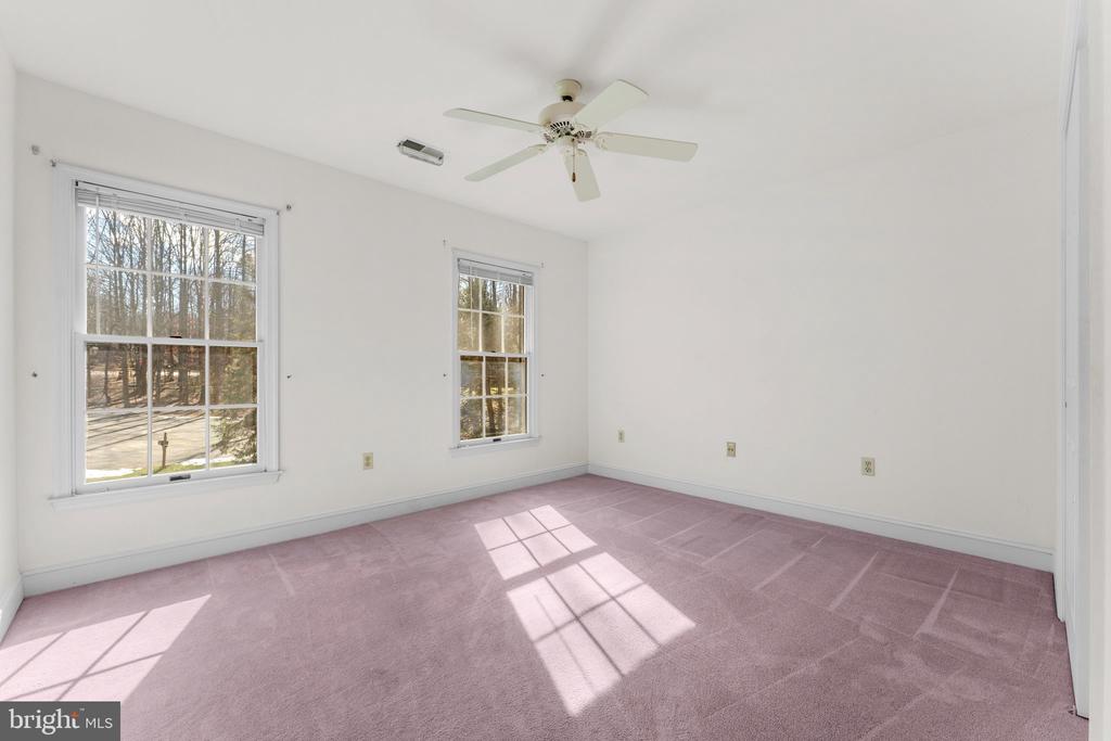 6586 CHESAPEAKE PLACE