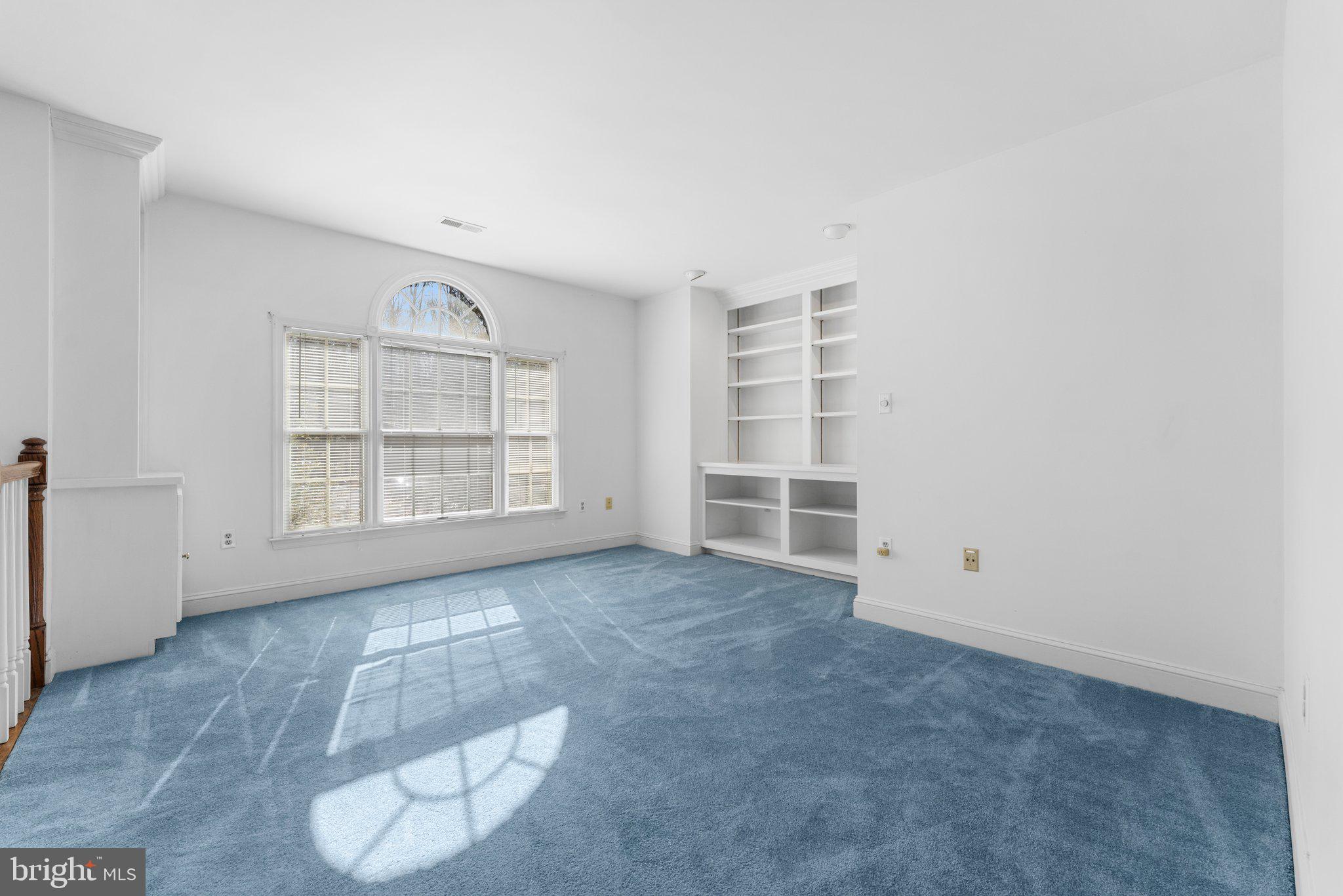 6586 CHESAPEAKE PLACE