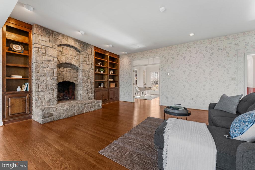 6586 CHESAPEAKE PLACE