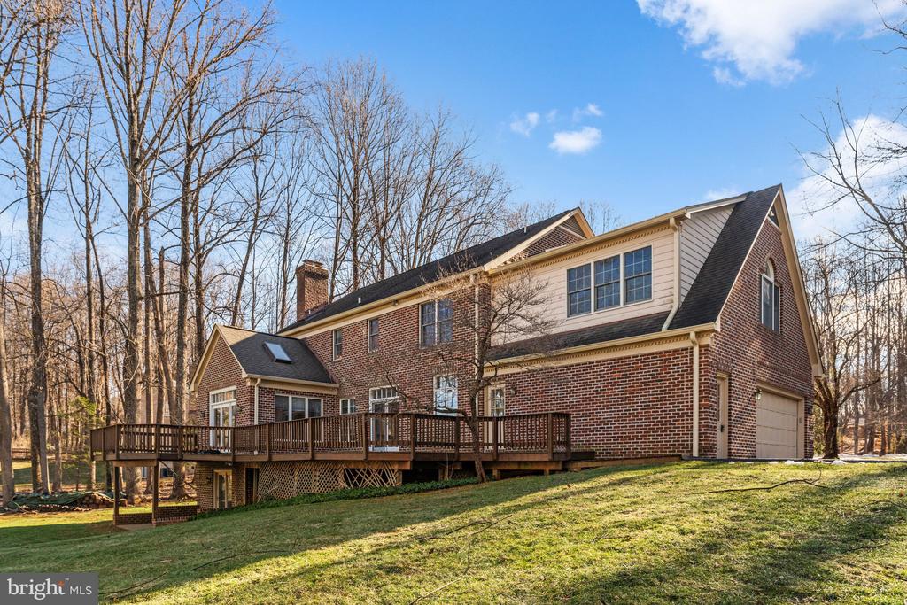 6586 CHESAPEAKE PLACE