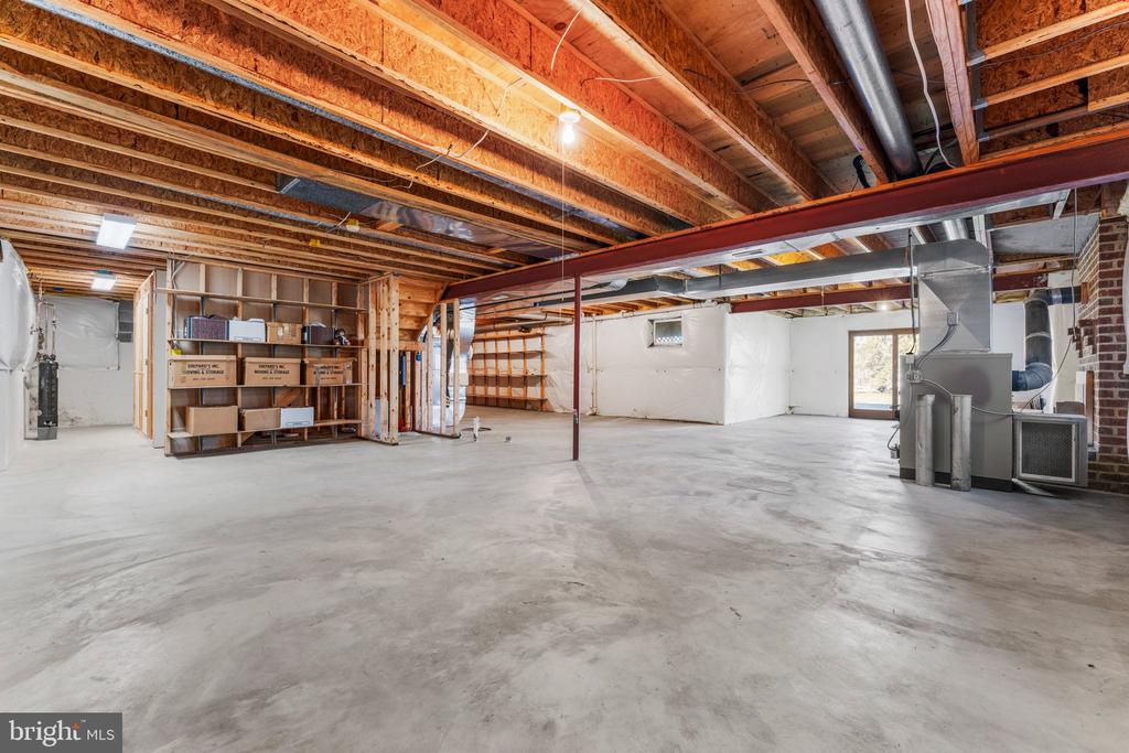 6586 CHESAPEAKE PLACE