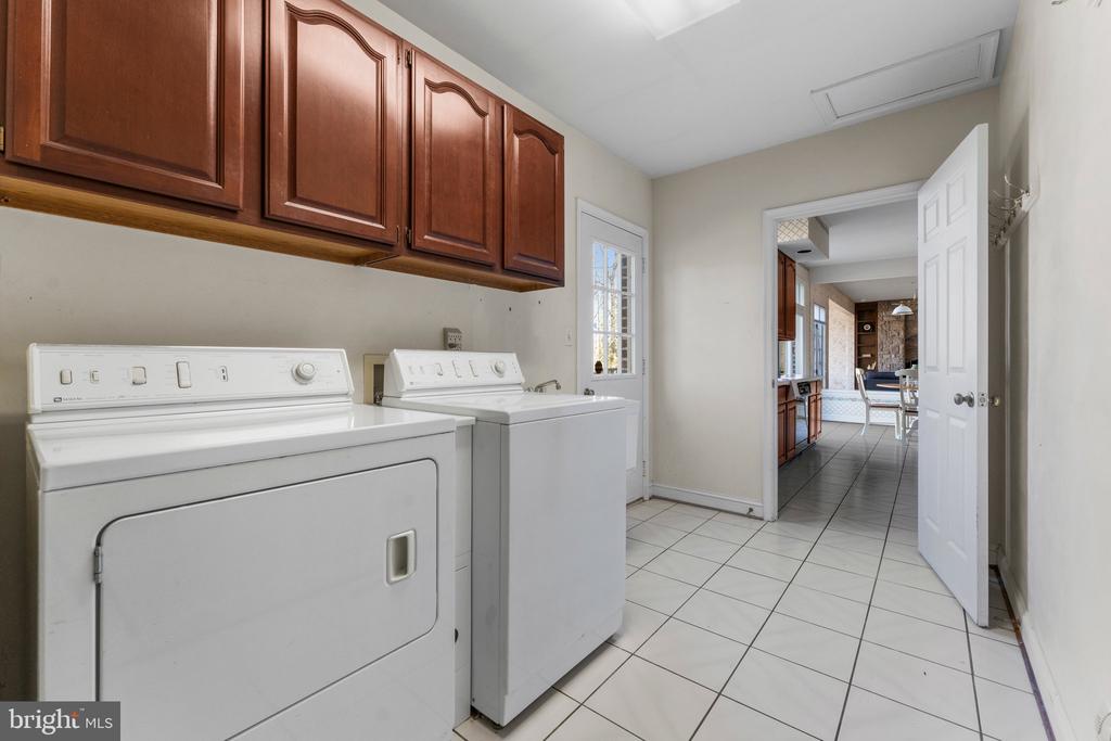 6586 CHESAPEAKE PLACE