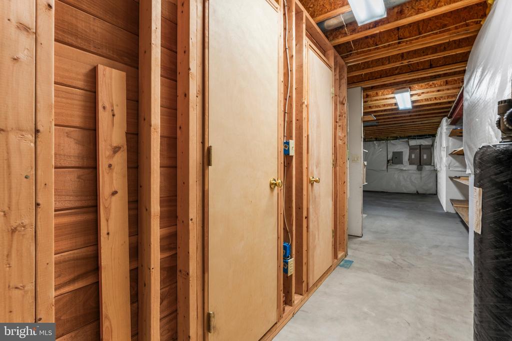 6586 CHESAPEAKE PLACE