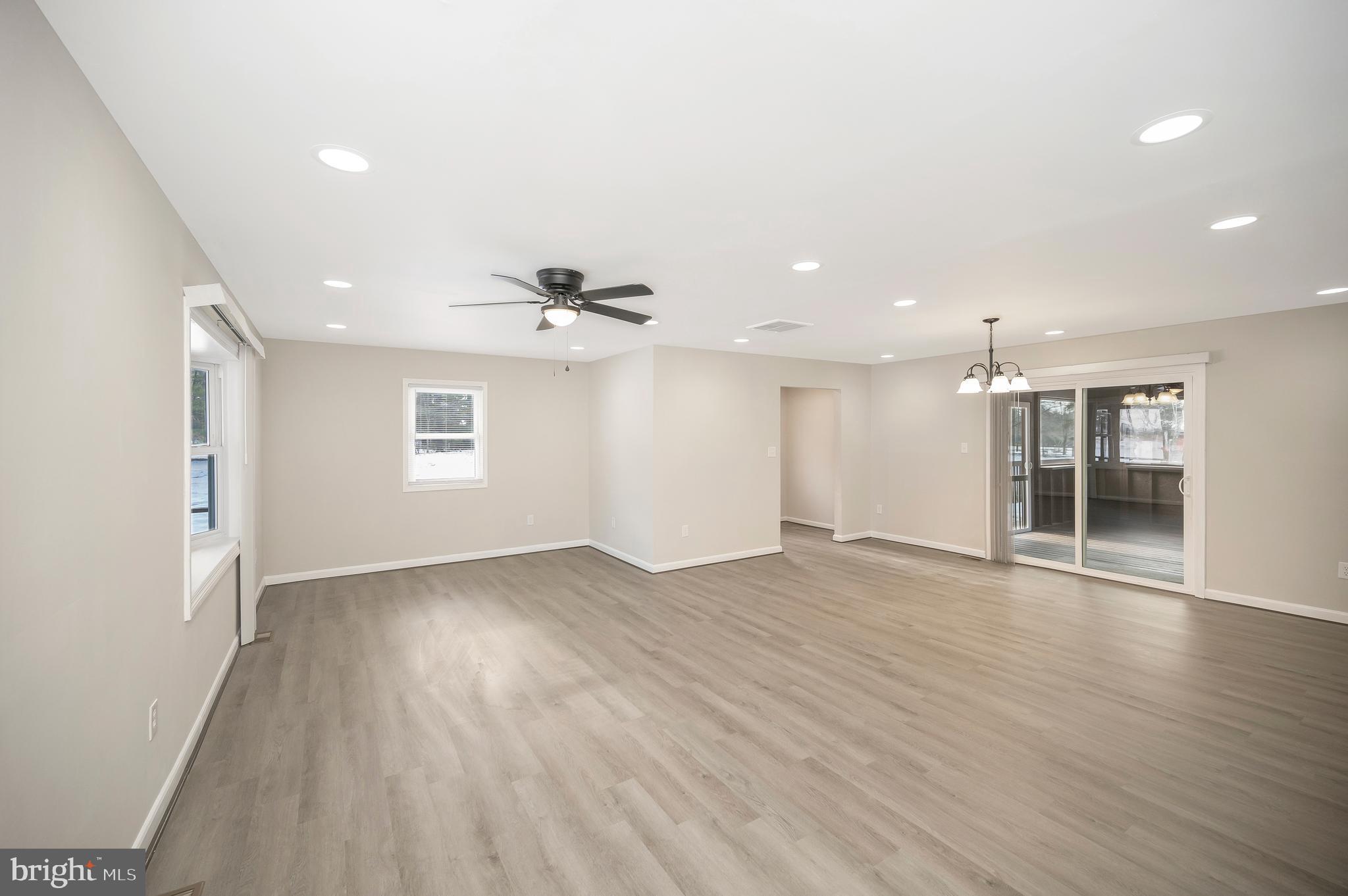9718 Meetze Rd