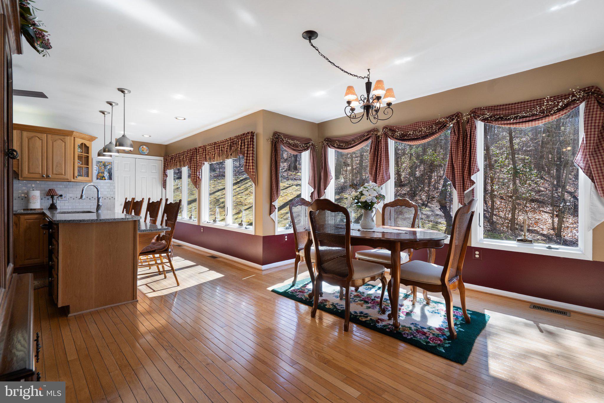 3631 N RED OAK LANE