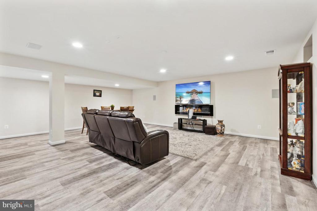 6573 Wellspring Ct