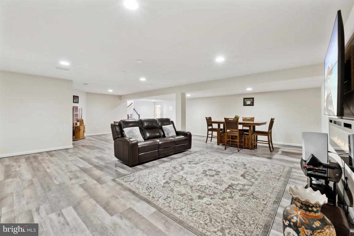 6573 Wellspring Ct