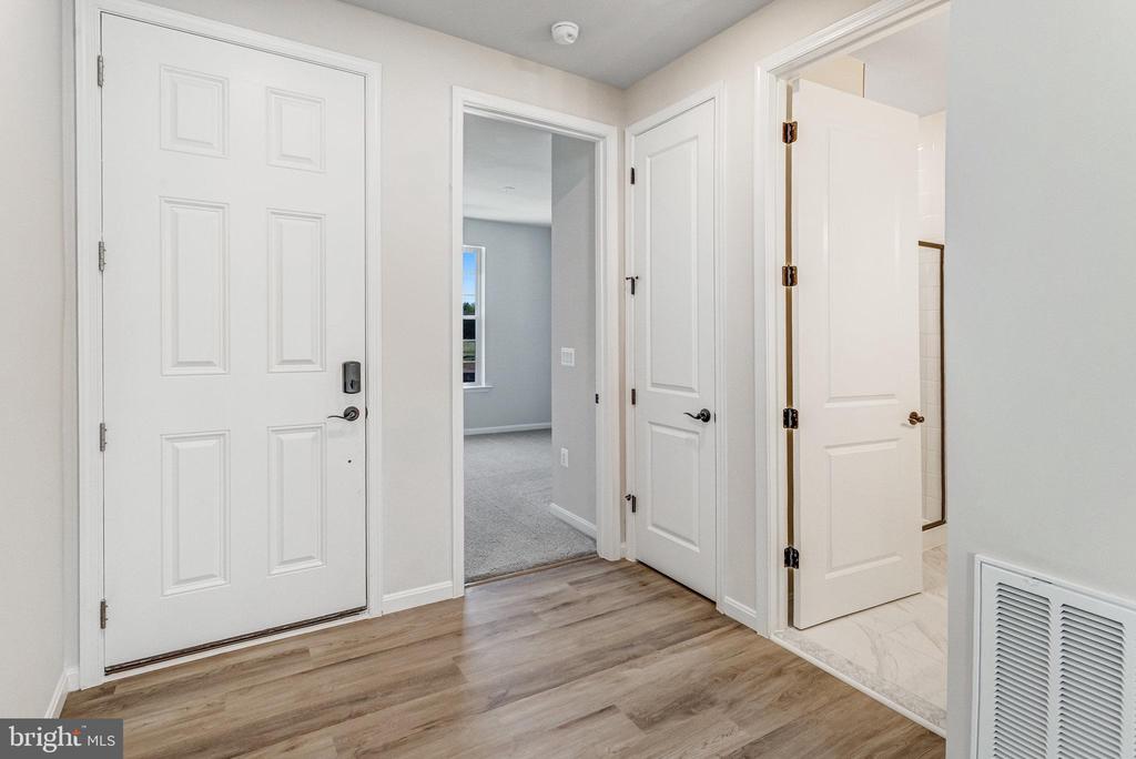 4153 FOXHAVEN DRIVE