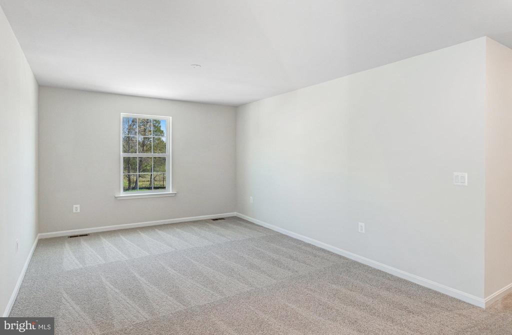 4153 FOXHAVEN DRIVE