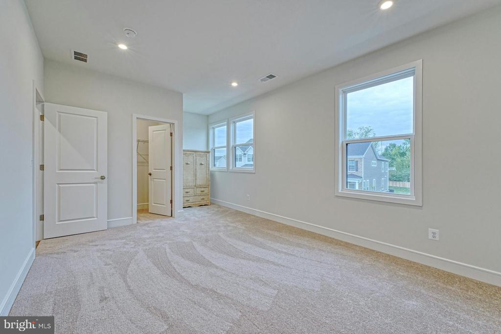 5095 Carter's Crossing