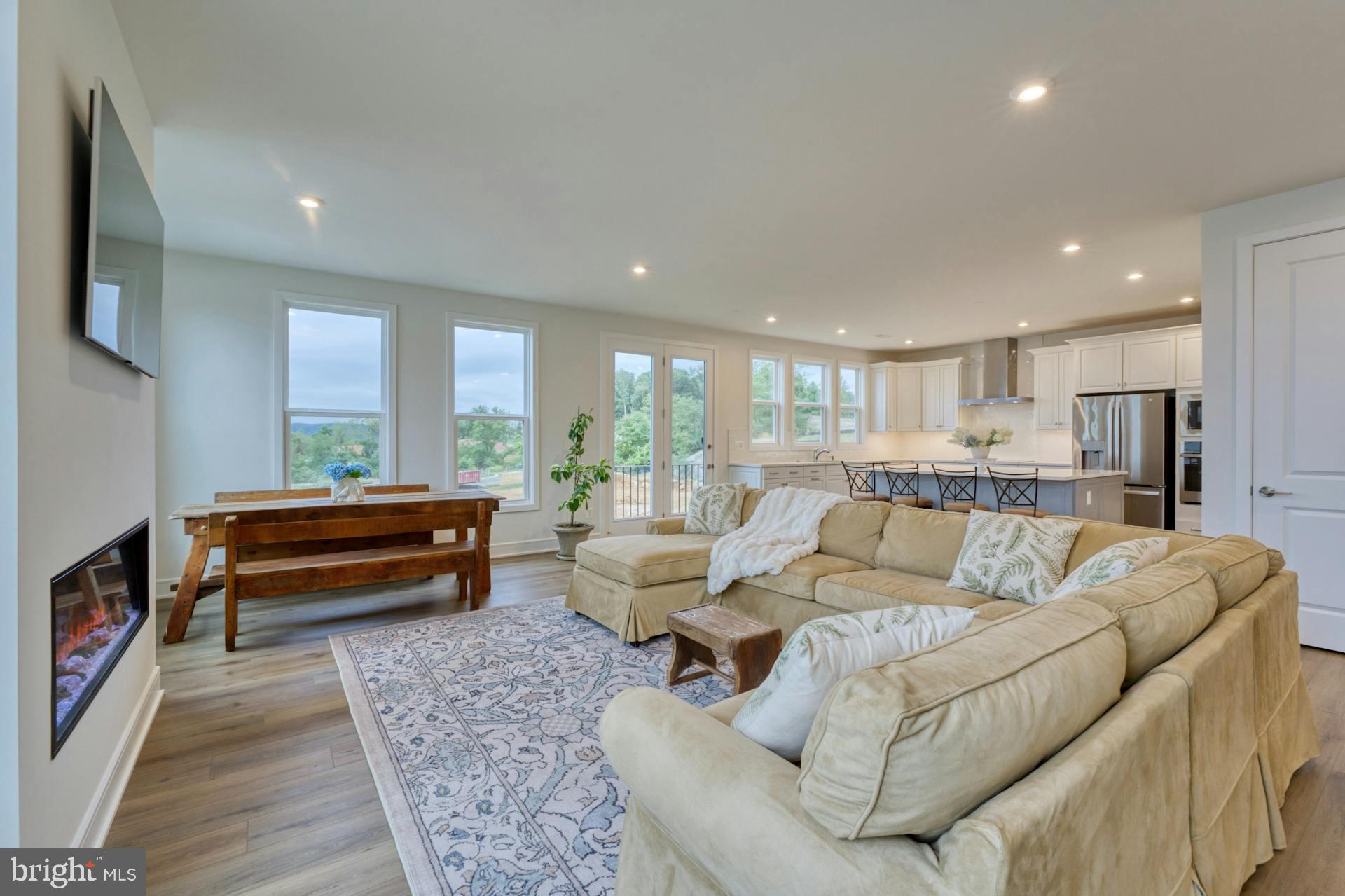 5095 Carter's Crossing