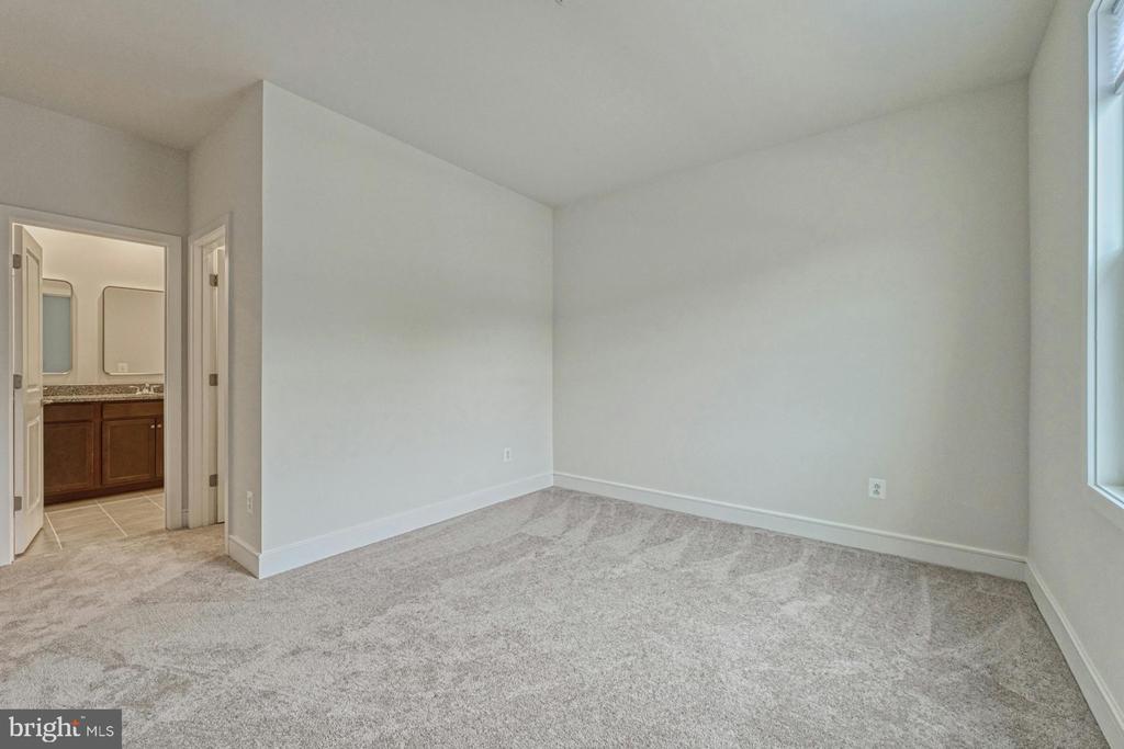 5095 Carter's Crossing