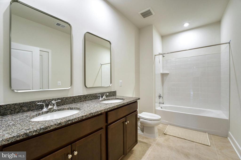 5095 Carter's Crossing