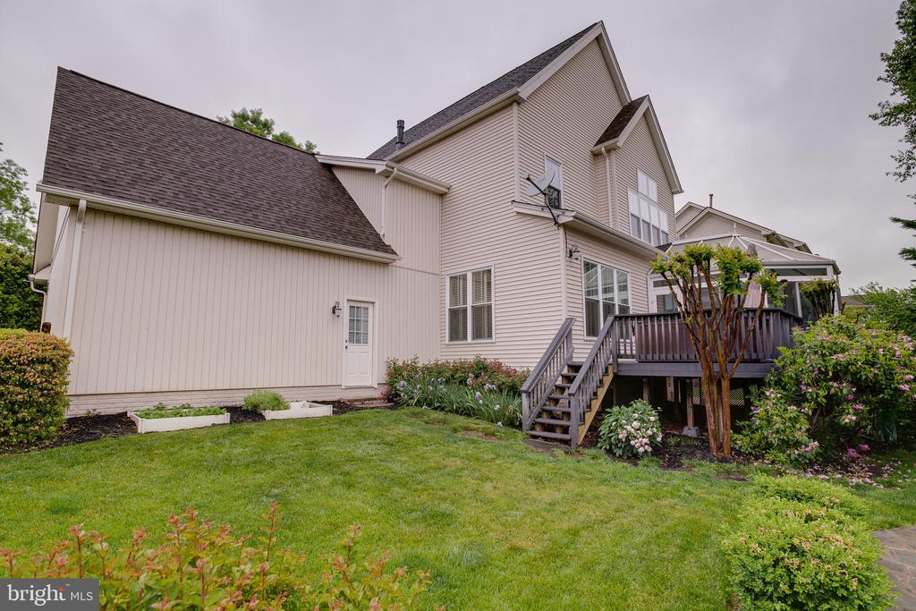 6735 ECKERT COURT
