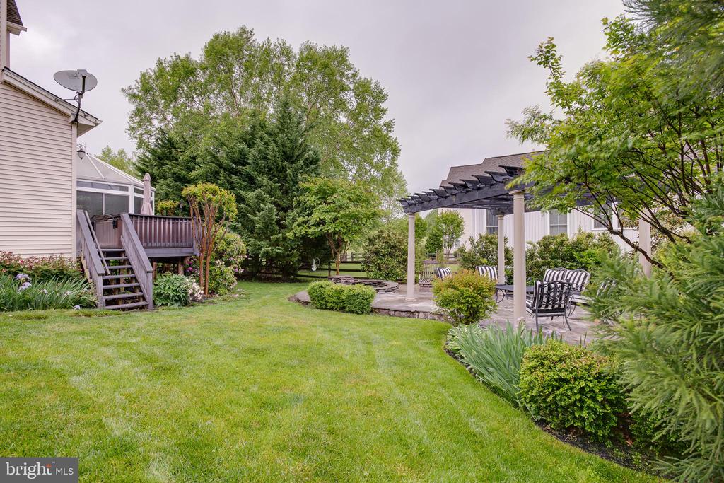6735 ECKERT COURT