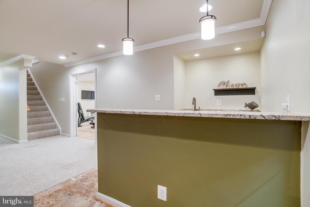 6735 ECKERT COURT