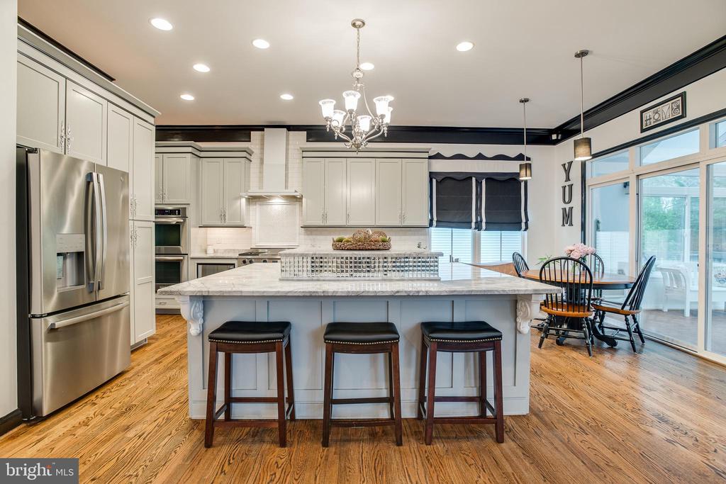 6735 ECKERT COURT