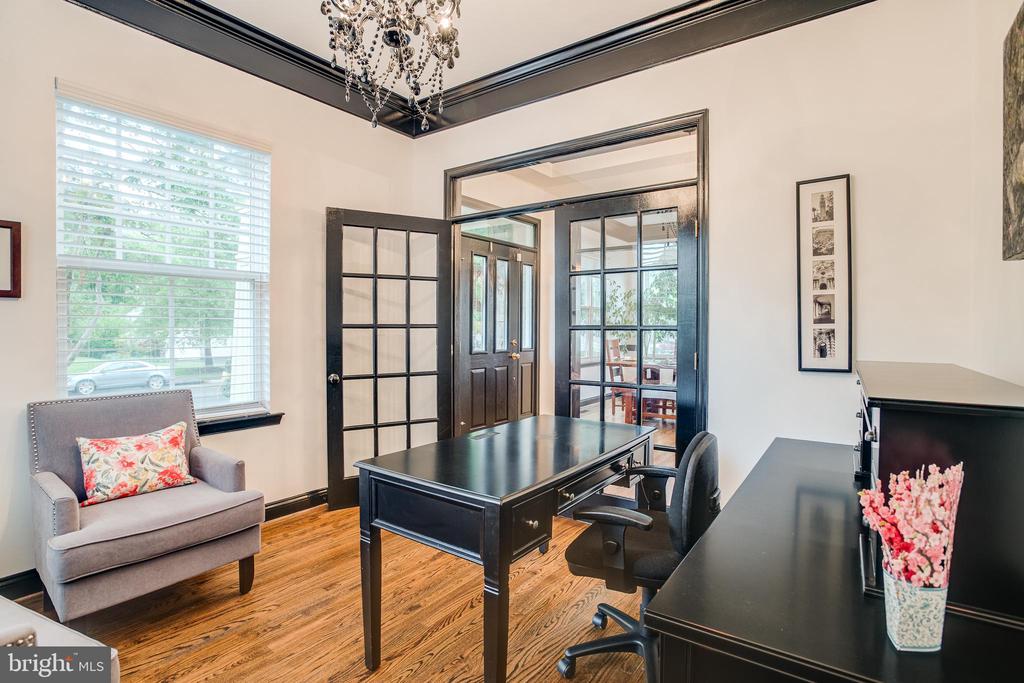 6735 ECKERT COURT