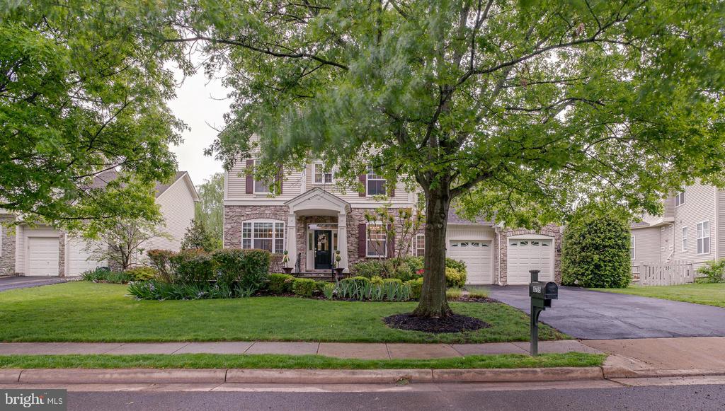 6735 ECKERT COURT