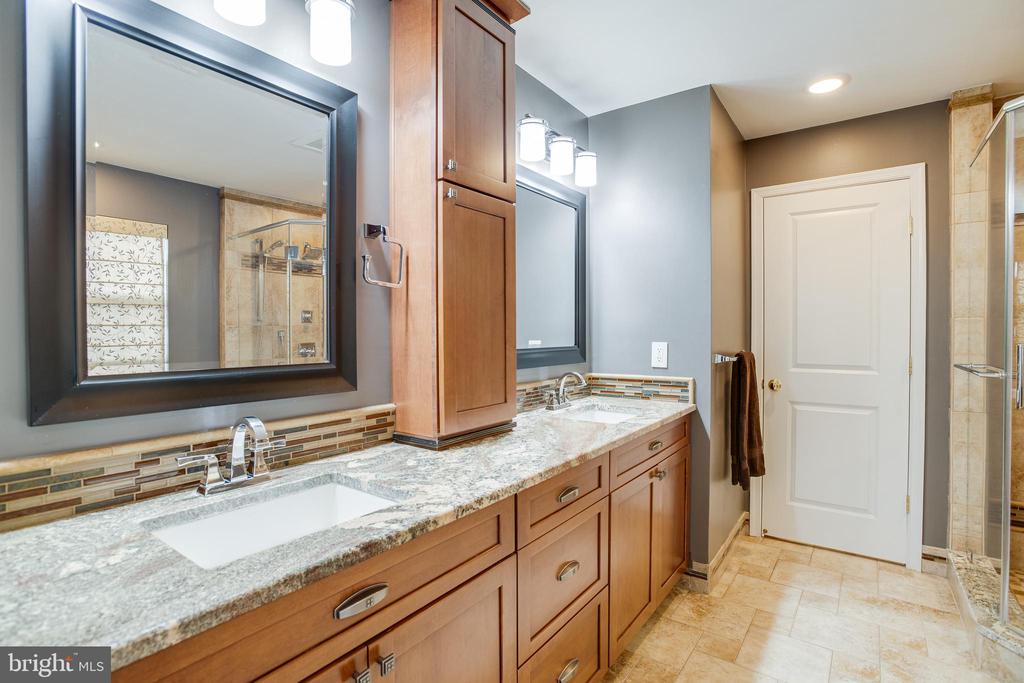 6735 ECKERT COURT