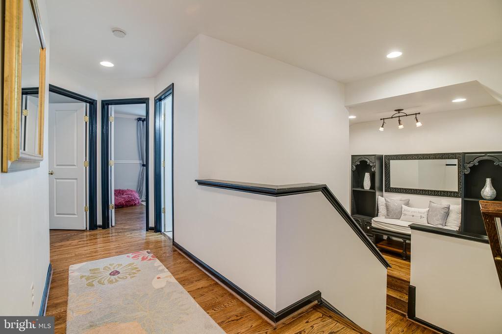 6735 ECKERT COURT