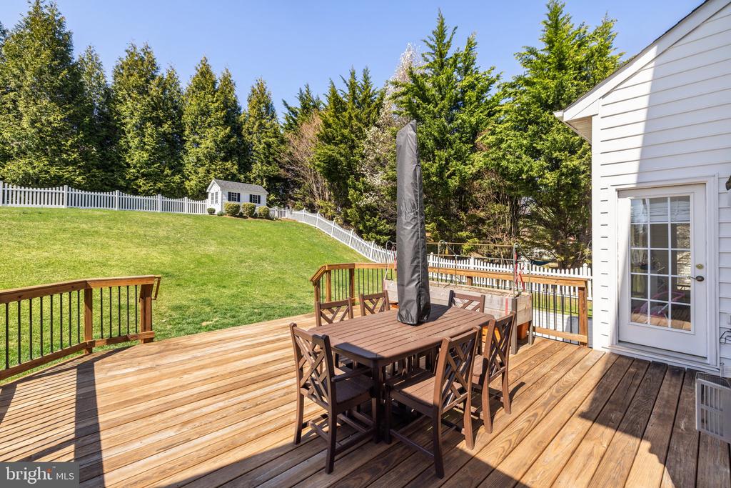 364 PRESTON DRIVE