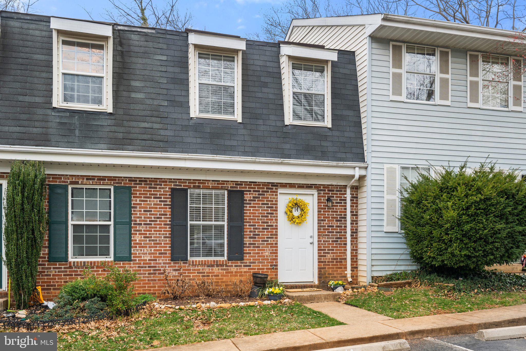 14 KINGSBRIDGE COURT