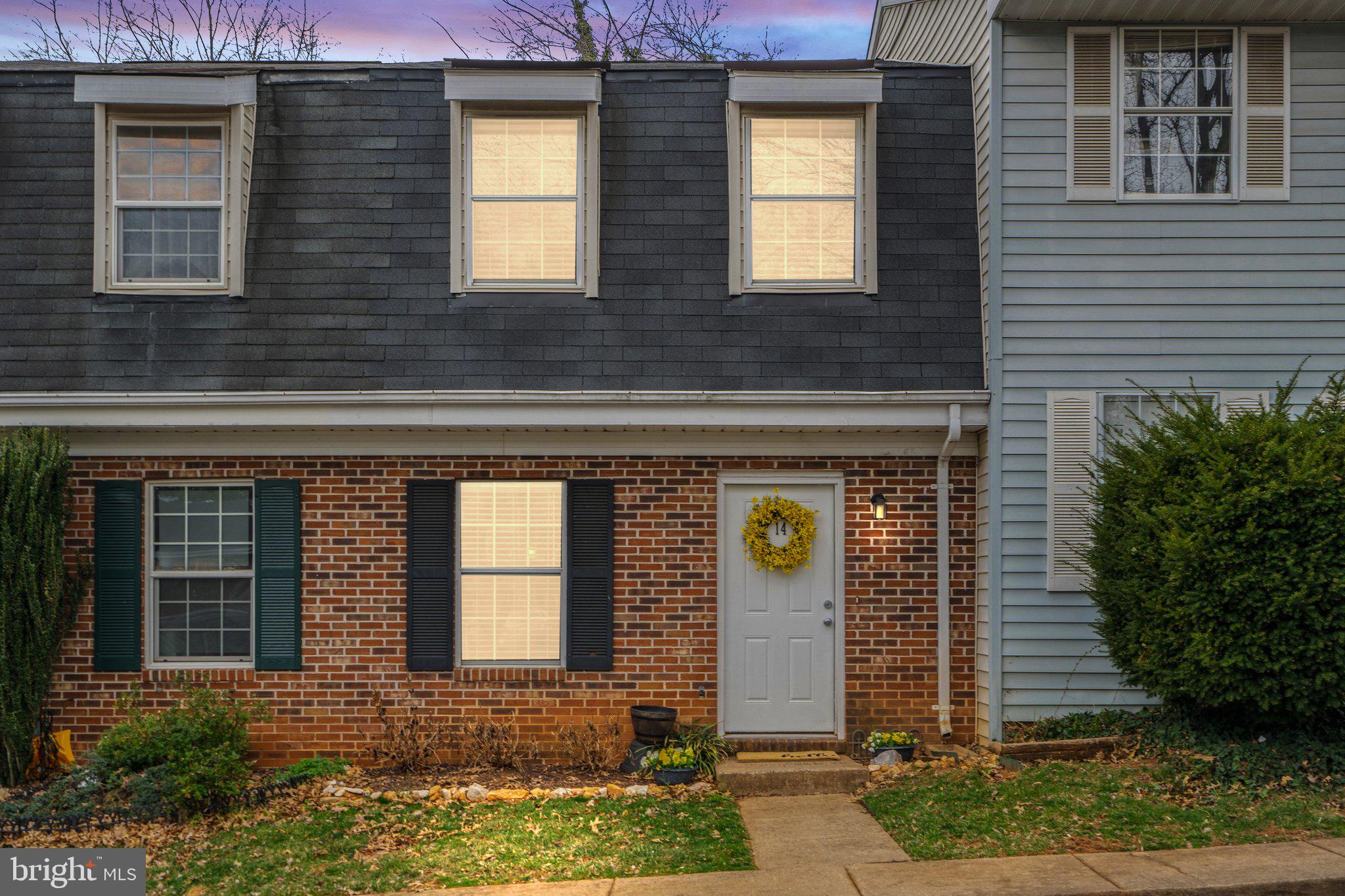 14 KINGSBRIDGE COURT