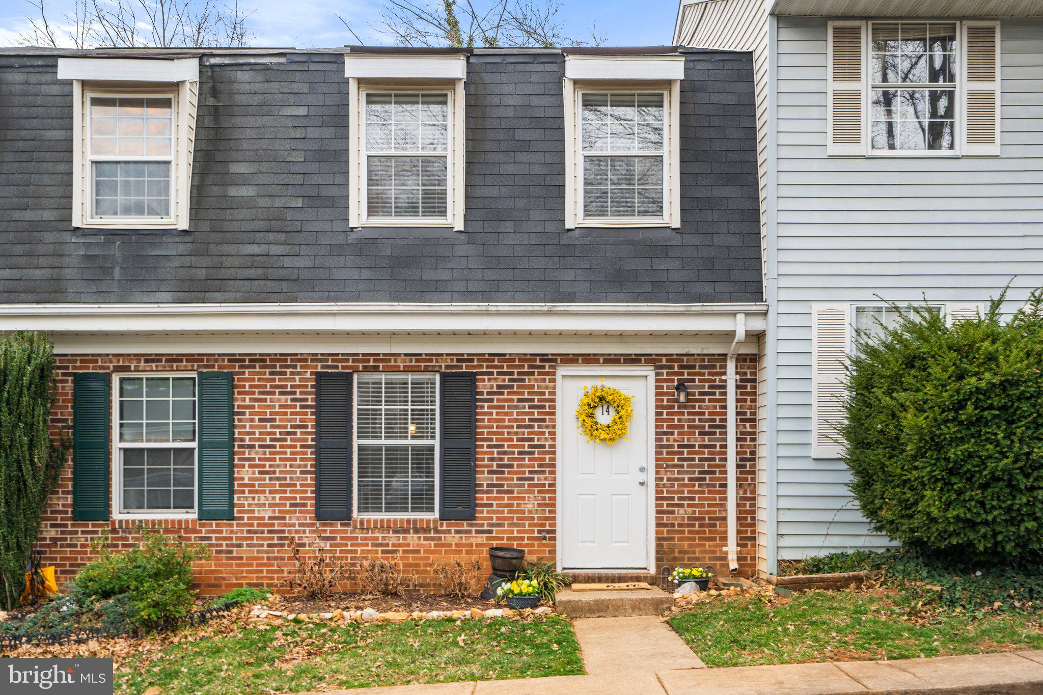 14 KINGSBRIDGE COURT