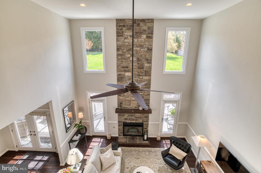 7179 BREWSTER LANE