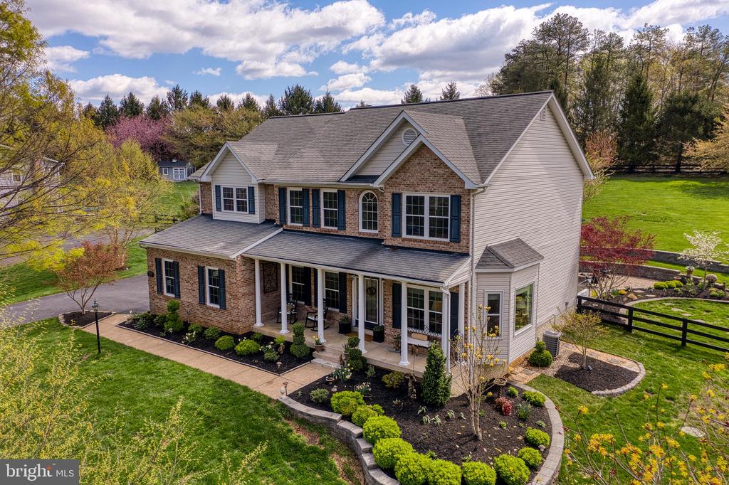 7179 BREWSTER LANE