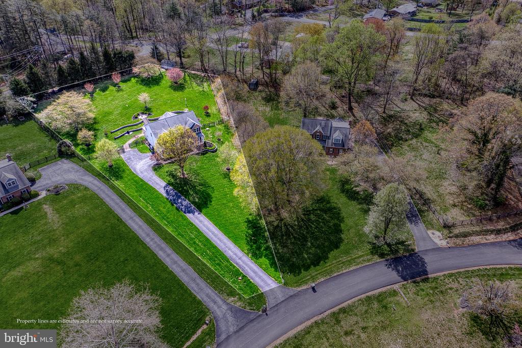 7179 BREWSTER LANE