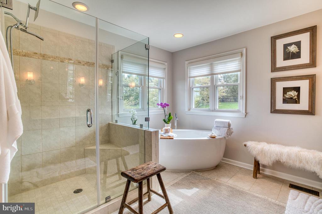7179 BREWSTER LANE