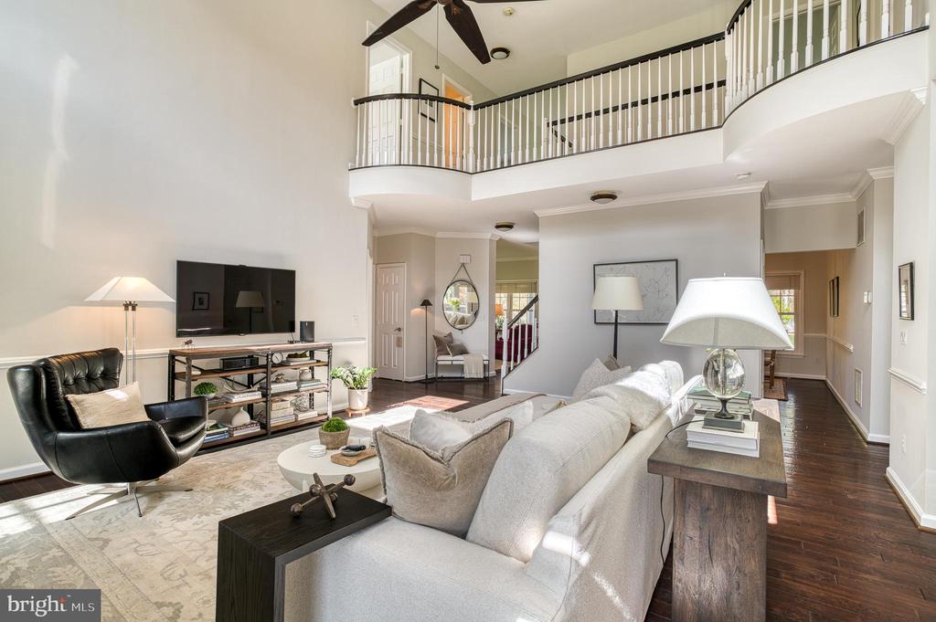 7179 BREWSTER LANE