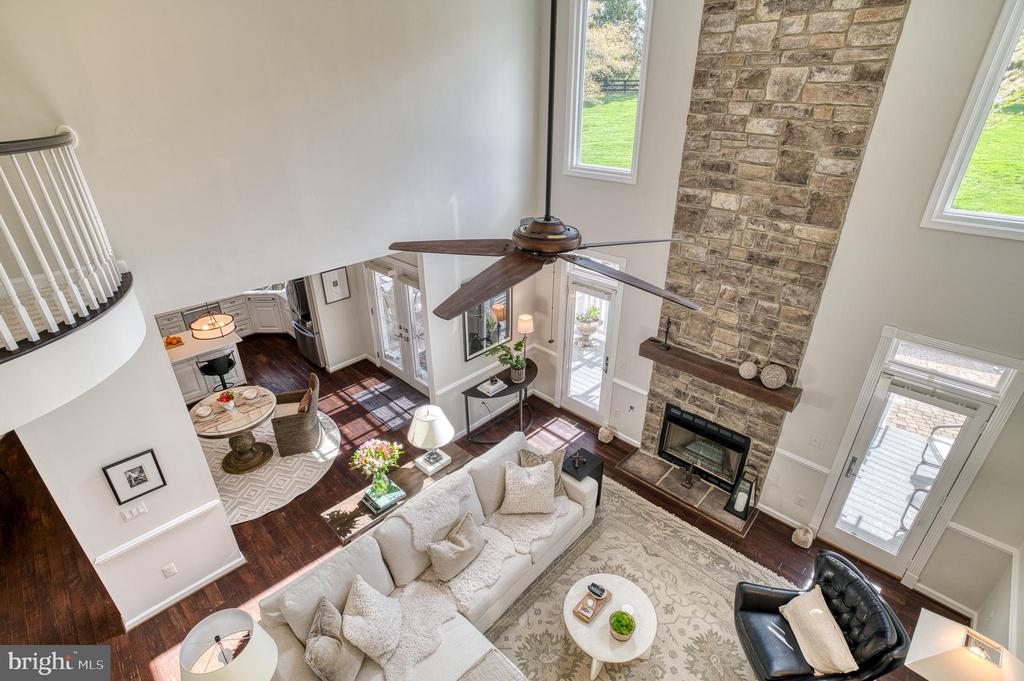 7179 BREWSTER LANE