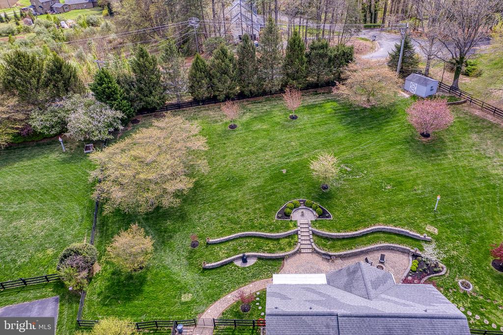 7179 BREWSTER LANE