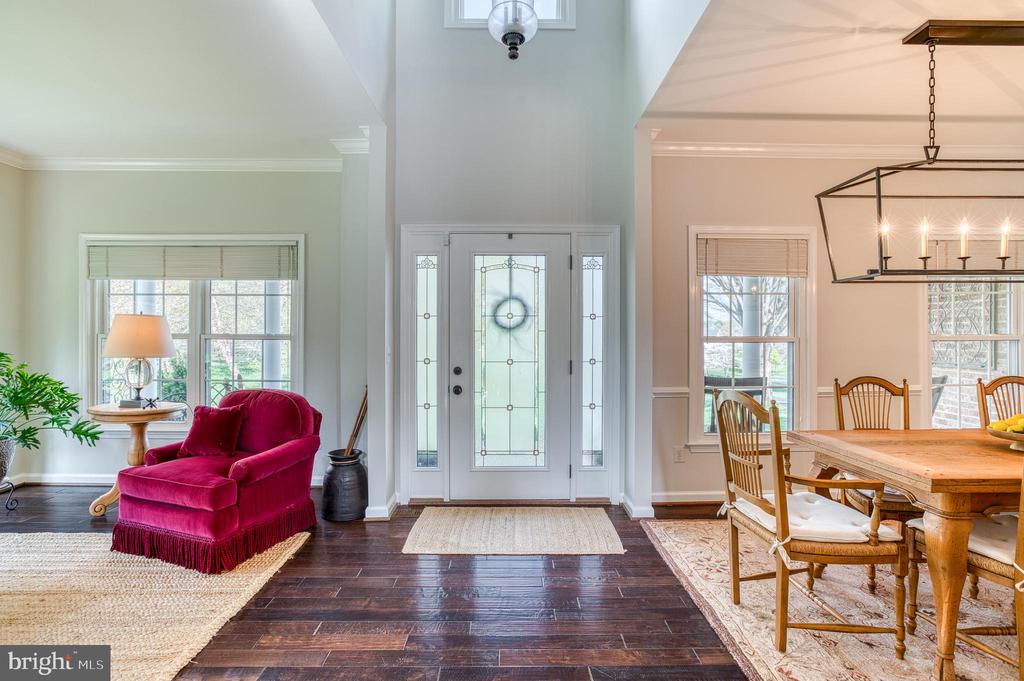 7179 BREWSTER LANE