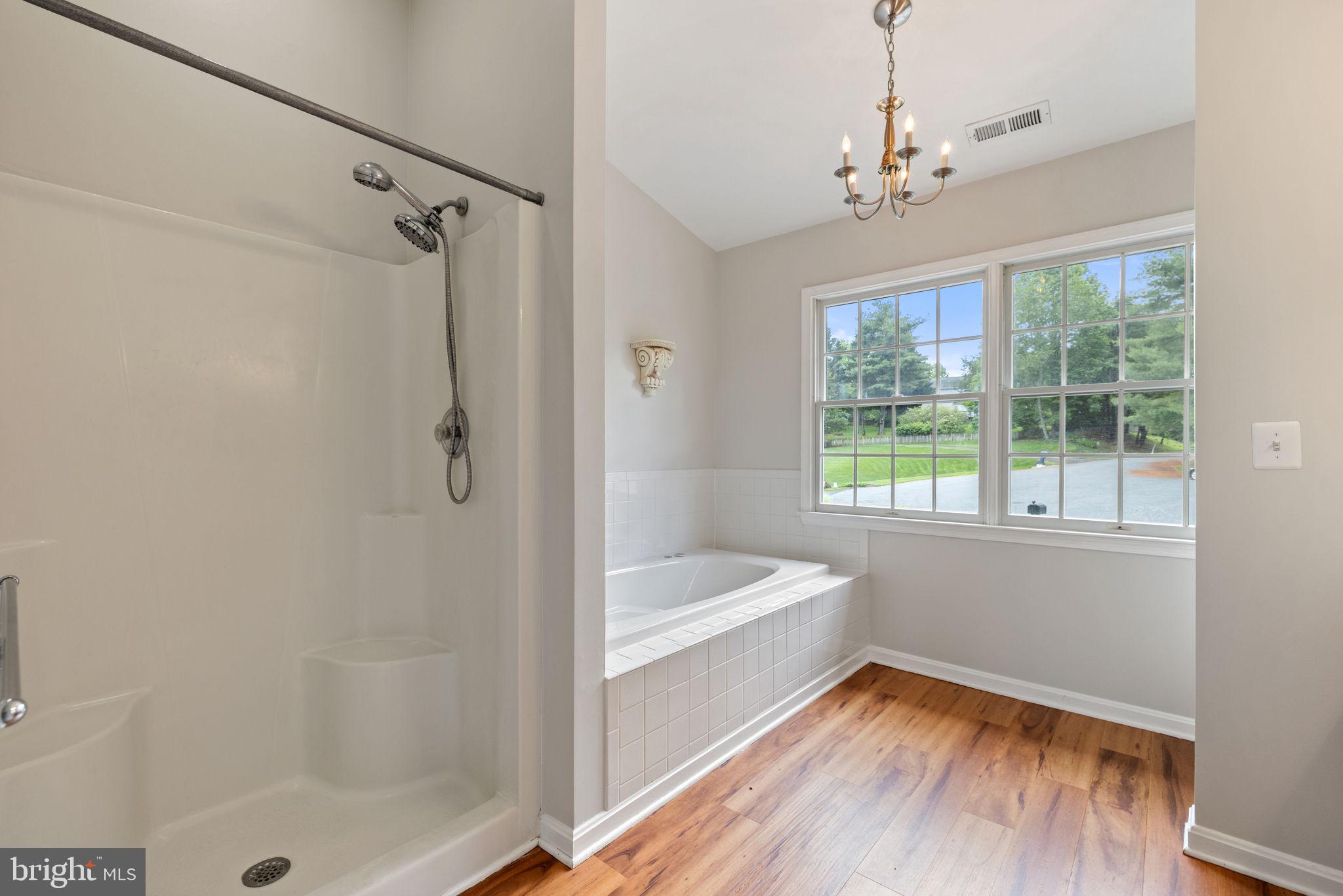5722 POND VIEW LANE