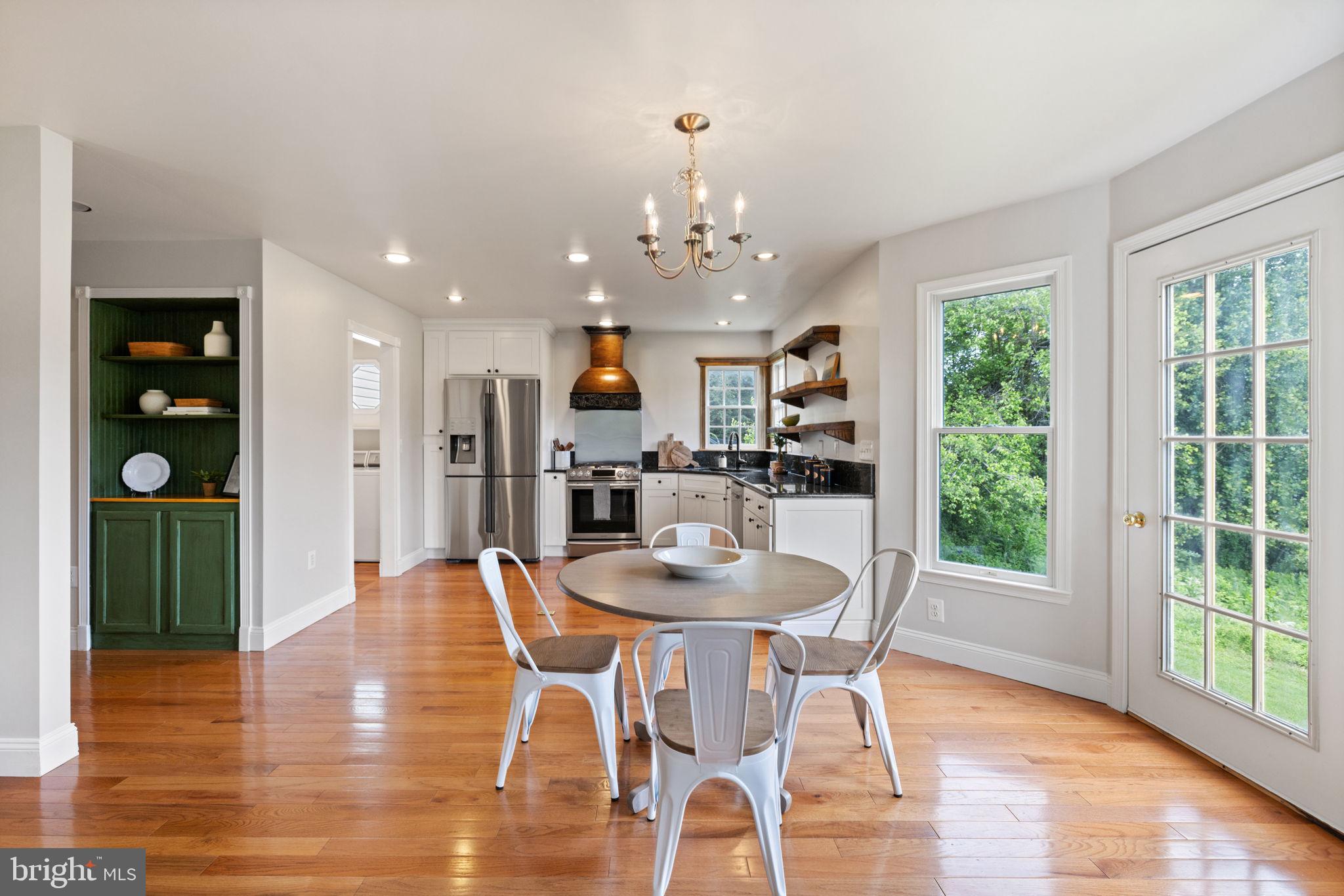 5722 POND VIEW LANE